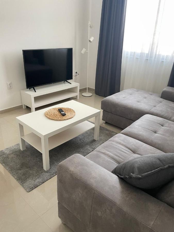 Morpheus Apartmani Sremska Mitrovica Dış mekan fotoğraf