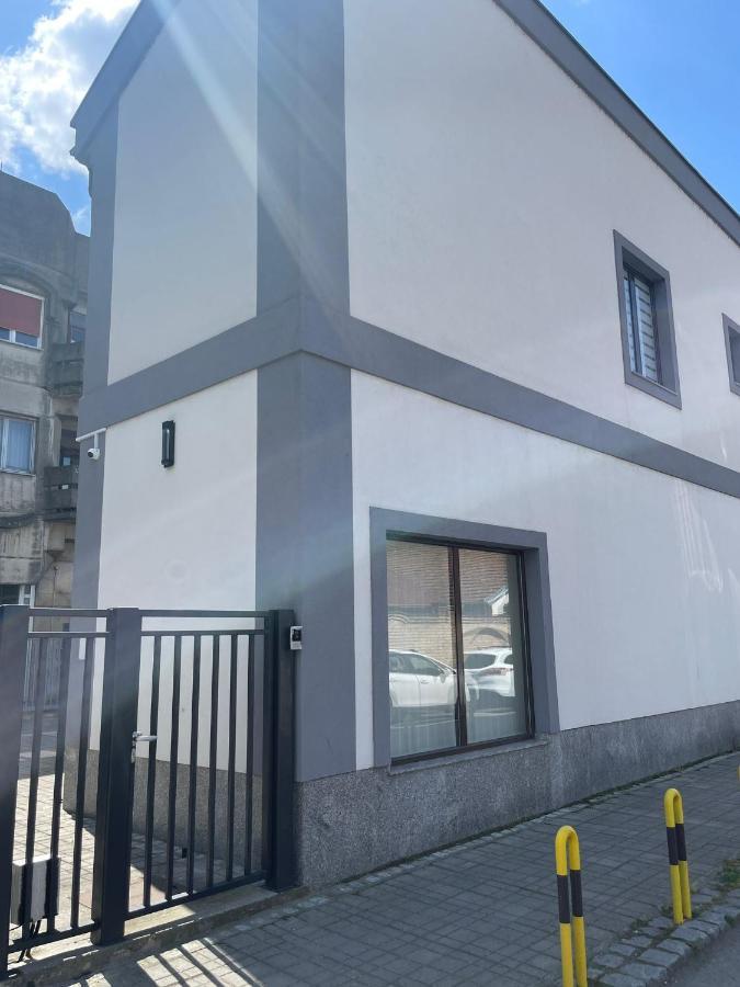 Morpheus Apartmani Sremska Mitrovica Dış mekan fotoğraf