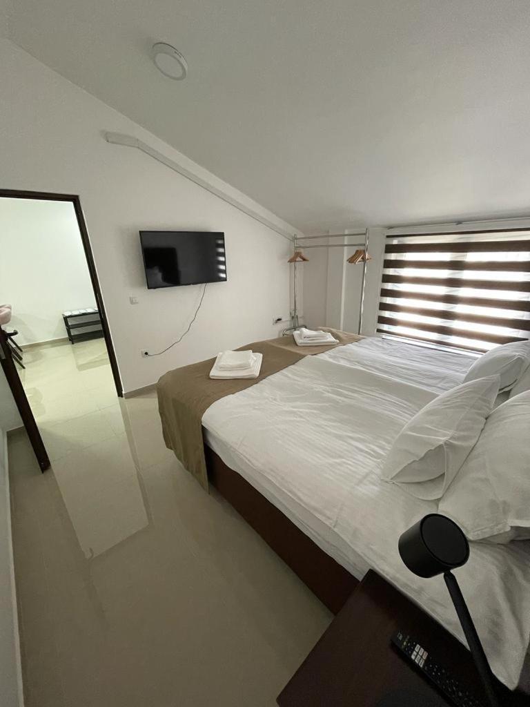 Morpheus Apartmani Sremska Mitrovica Dış mekan fotoğraf